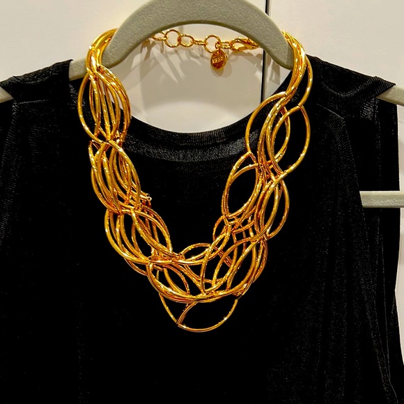 Nest Gold statement necklace. EUC. - Picture 1 of 5